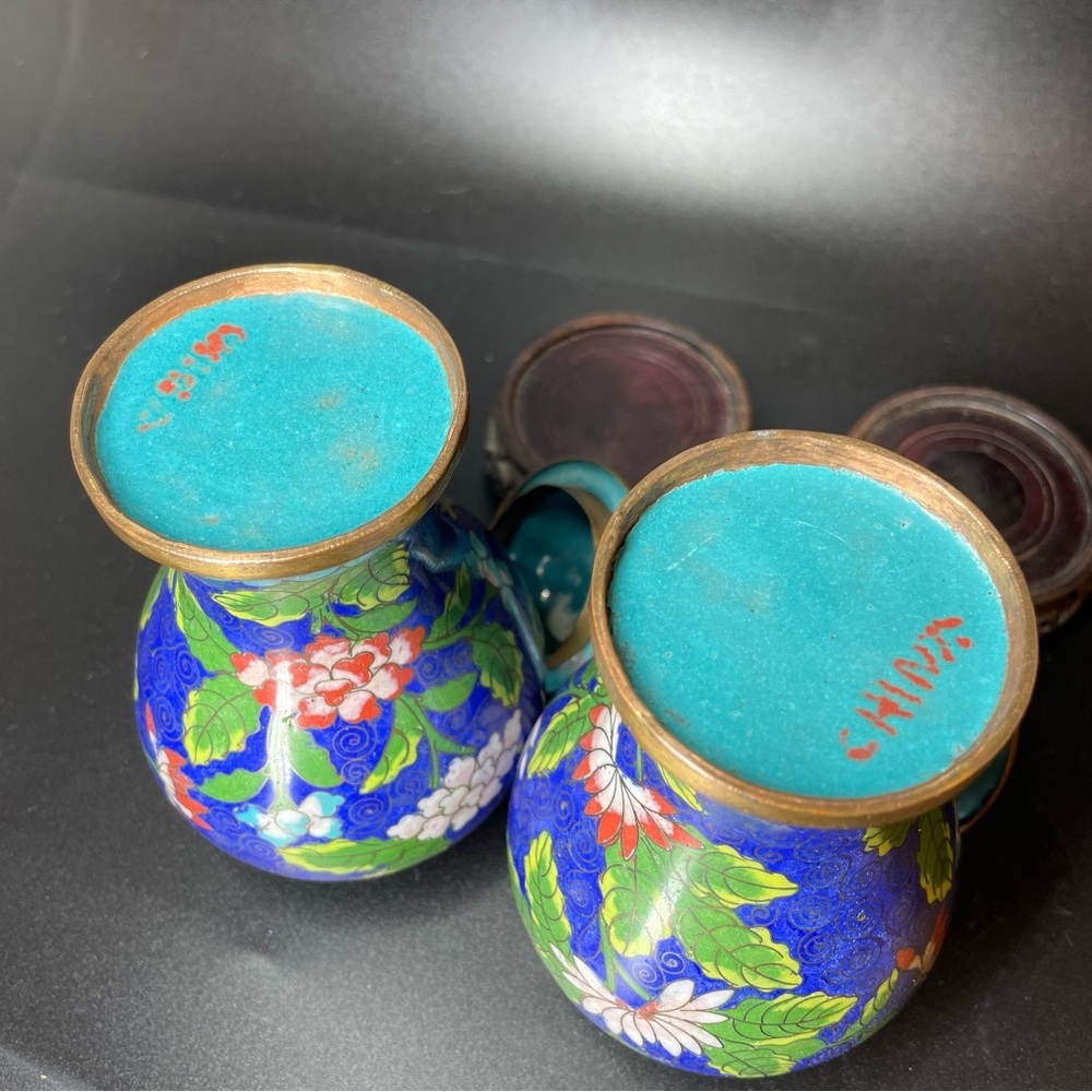 Pair of late 19th century Qing Chinese Cloisonné Temple Jars with Original Stand - Picture 9 of 11